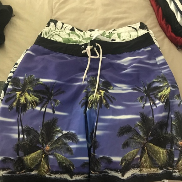 Men’s Swimshorts - Picture 1 of 2